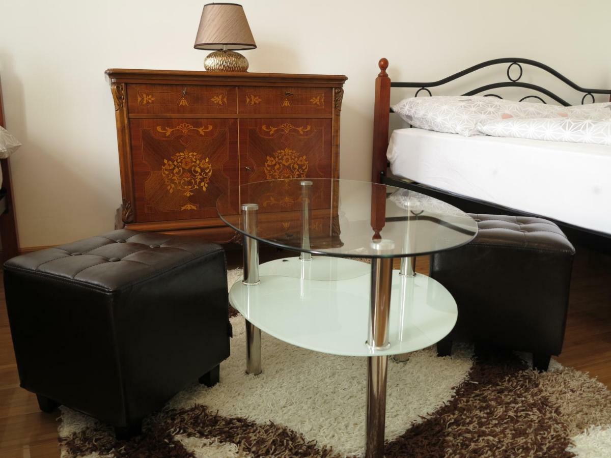 Small Luxury Kapitol Apartment 비엔나 외부 사진