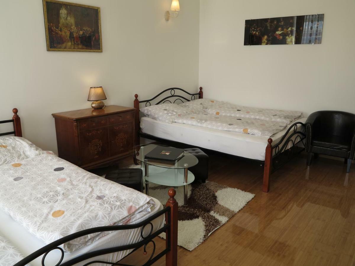 Small Luxury Kapitol Apartment 비엔나 외부 사진