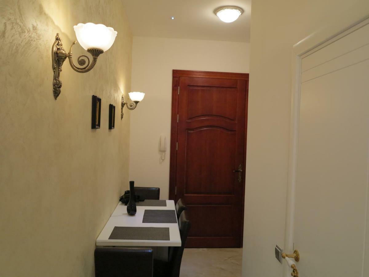 Small Luxury Kapitol Apartment 비엔나 외부 사진