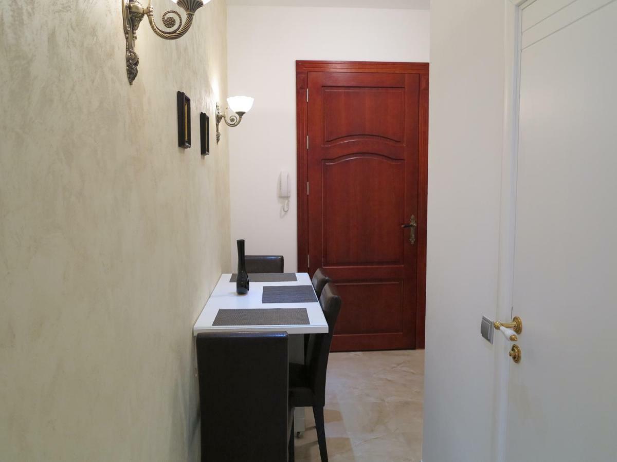 Small Luxury Kapitol Apartment 비엔나 외부 사진