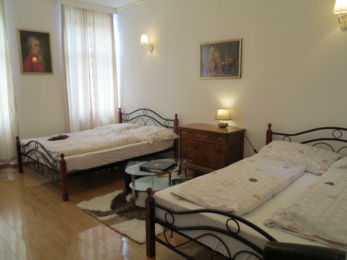 Small Luxury Kapitol Apartment 비엔나 외부 사진