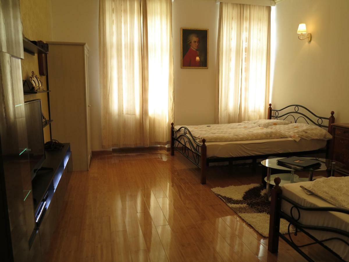 Small Luxury Kapitol Apartment 비엔나 외부 사진